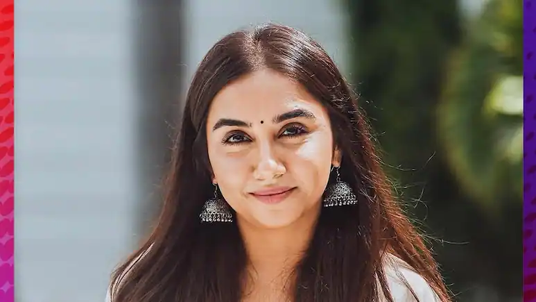 🎉 Prajakta Koli Becomes 1st Indian Content Creator to Do This!